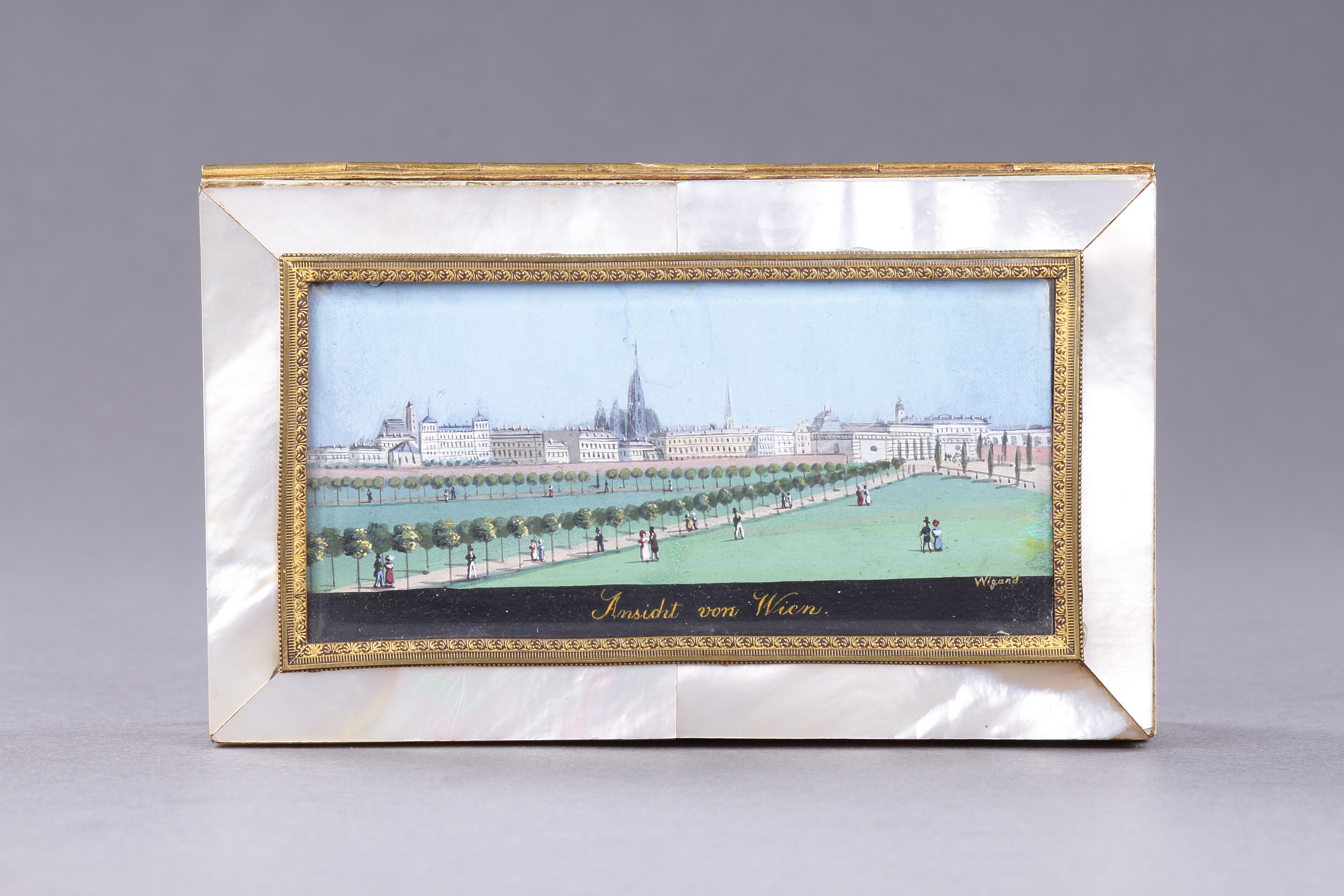 A Fine French ‘Palais Royale’ Ormolu Mounted Mother of Pearl Box 